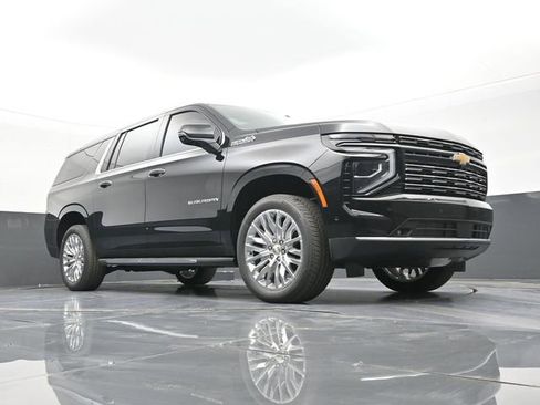 New 2026 Chevrolet Suburban High Country w/ Sun And Tow Package AWD/4WD image 53