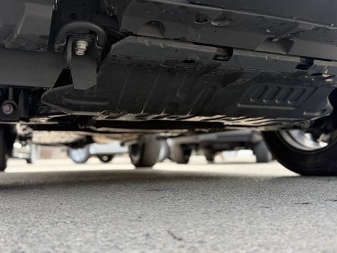 Used 2025 Lexus GX 550 w/ Accessory Package (31) image 61