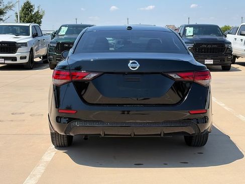 Used 2021 Nissan Sentra SV FWD image 6