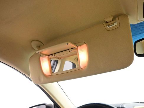 Used 2013 Toyota Avalon XLE Premium image 22