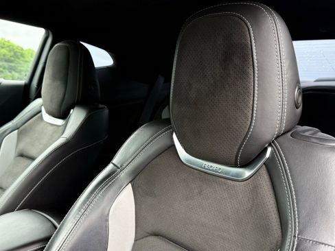 Used 2017 Chevrolet Camaro SS RWD image 23