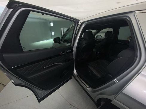 Used 2022 Hyundai Palisade Calligraphy w/ Winter Package FWD image 23