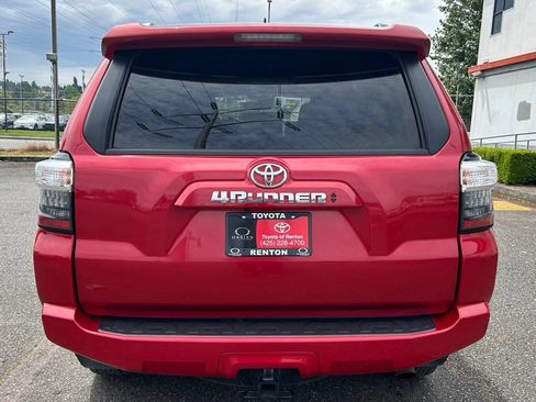Certified 2024 Toyota 4Runner SR5 Premium w/ Moonroof Package AWD/4WD image 6
