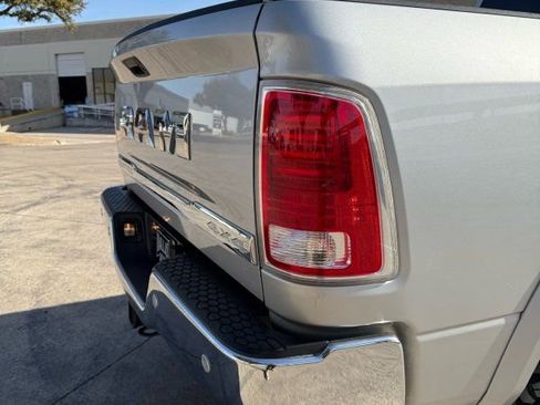 Used 2016 RAM 3500 Laramie Longhorn image 5