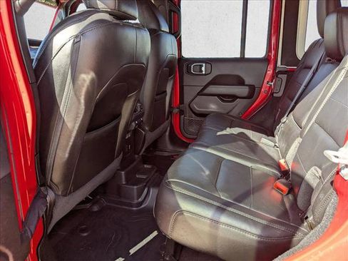 Used 2021 Jeep Wrangler Unlimited Sahara image 20