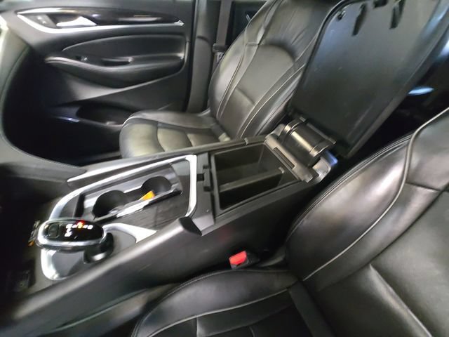 Used 2020 Buick Enclave Avenir w/ Avenir Technology Package AWD/4WD image 29