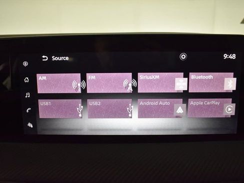 Certified 2025 Nissan Kicks SR image 19