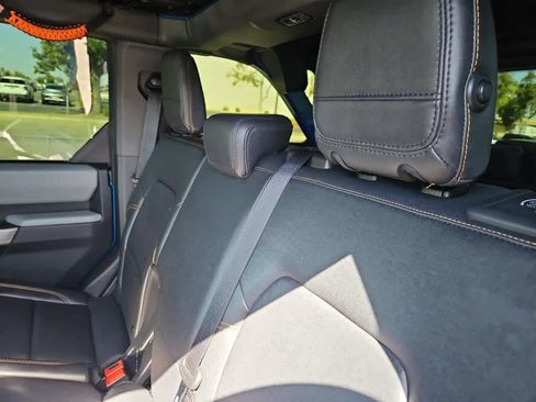 Used 2023 Ford Bronco Badlands AWD/4WD image 12