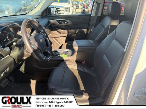 Used 2019 Chevrolet Traverse Premier w/ Redline Edition FWD image 10