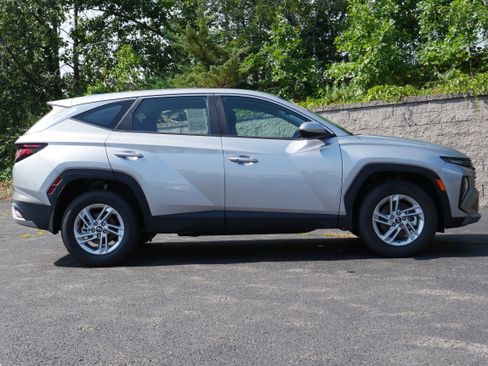 Used 2026 Hyundai Tucson SE AWD/4WD image 8