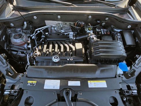 Certified 2023 Volkswagen Atlas SEL R-Line AWD/4WD image 75