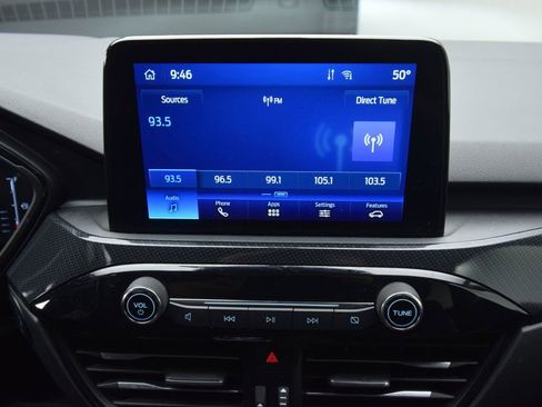 Used 2024 Ford Escape ST-Line w/ Cold Weather Package image 15