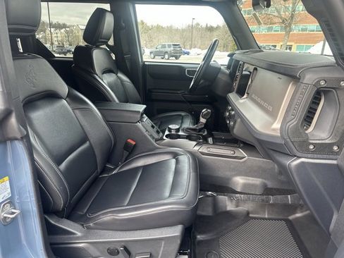 Used 2025 Ford Bronco Outer Banks image 23