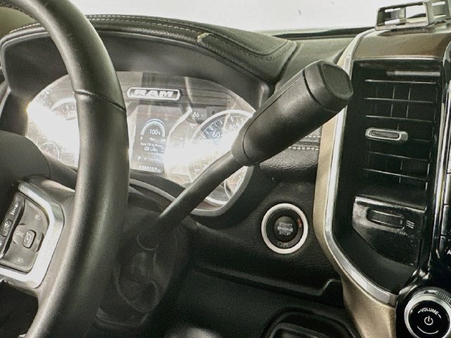 Used 2024 RAM 2500 Laramie w/ Safety Group AWD/4WD image 18