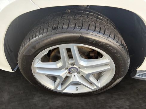 Used 2016 Mercedes-Benz GL 550 4MATIC image 39