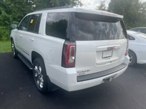 Used 2016 GMC Yukon SLT w/ Open Road Package AWD/4WD image 3
