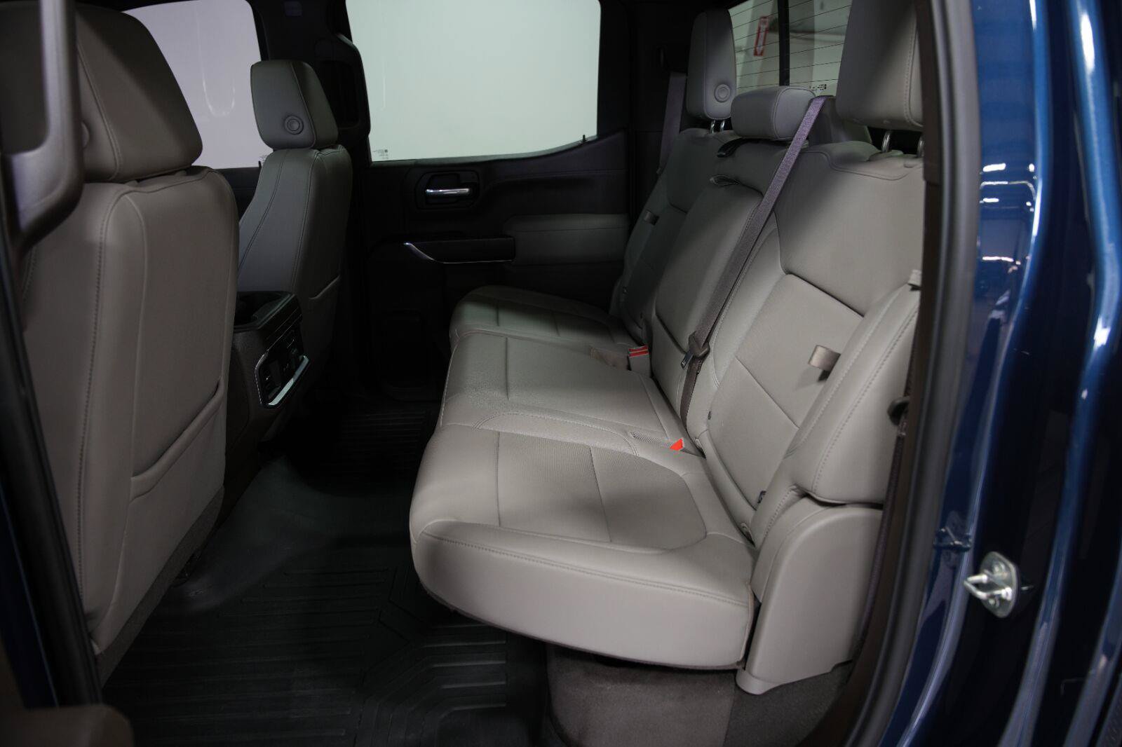 Certified 2021 GMC Sierra 1500 SLT AWD/4WD image 32