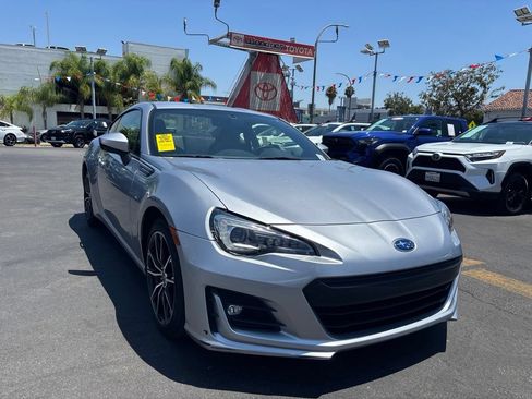 Used 2018 Subaru BRZ Limited w/ Popular Package #3 RWD image 2