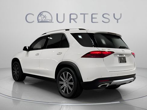 Certified 2025 Mercedes-Benz GLE 450 4MATIC image 5