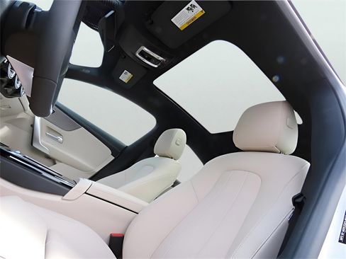 New 2025 Mercedes-Benz CLA 250 4MATIC image 68