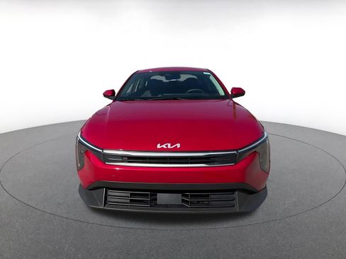 Used 2025 Kia K4 LXS image 3