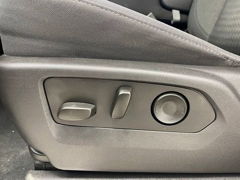 Certified 2023 Chevrolet Silverado 1500 LT image 8