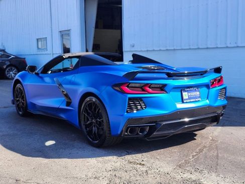 Used 2024 Chevrolet Corvette Stingray Preferred Conv w/ Z51 Performance Package RWD image 3