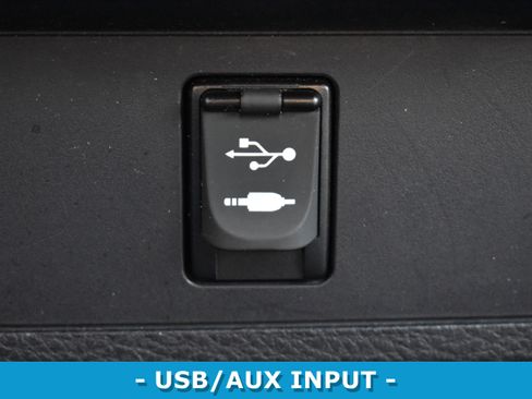 Used 2016 Toyota Tacoma TRD Sport w/ Towing Package image 16