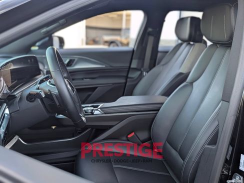 Used 2024 Cadillac Lyriq Tech w/ LPO, Floor Liner Package RWD image 27