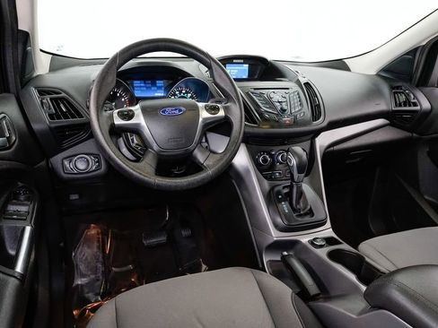 Used 2015 Ford Escape SE image 6