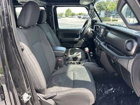 Used 2020 Jeep Wrangler Unlimited Sport AWD/4WD image 33