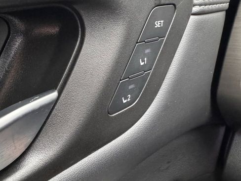 Used 2024 Nissan Pathfinder Platinum w/ Cargo Package image 30