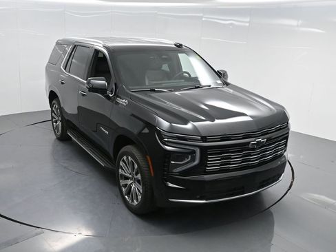 Used 2025 Chevrolet Tahoe High Country image 48