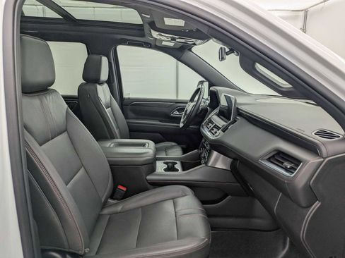 Used 2022 Chevrolet Tahoe RST w/ Luxury Package image 23