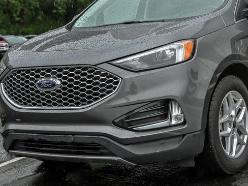 Certified 2024 Ford Edge SEL w/ Convenience Package AWD/4WD image 6