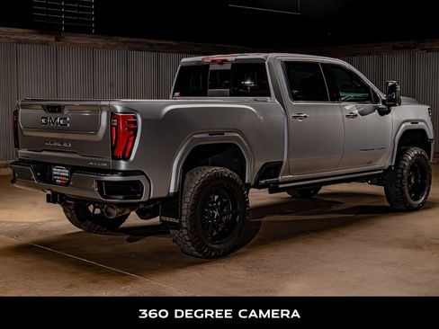 Used 2024 GMC Sierra 3500 Denali Ultimate AWD/4WD image 10
