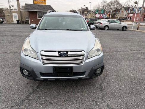 Used 2014 Subaru Outback 2.5i Premium image 8
