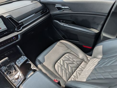 Certified 2023 Kia Sportage X-Pro Prestige AWD/4WD image 11