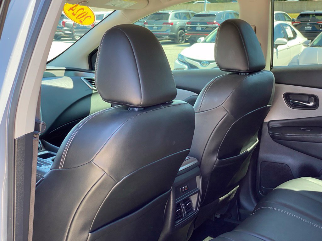 Used 2024 Nissan Murano SV w/ SV Midnight Edition Package FWD image 25