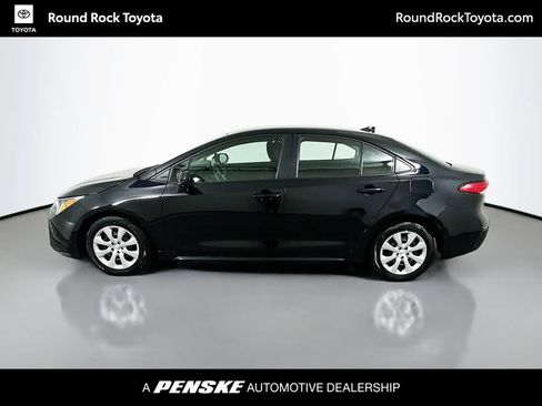 Certified 2025 Toyota Corolla LE FWD image 1