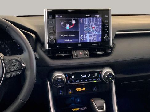 Used 2022 Toyota RAV4 XSE AWD/4WD image 6