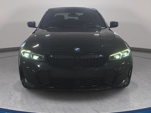 Used 2023 BMW 330i Sedan w/ M Sport Package RWD image 2