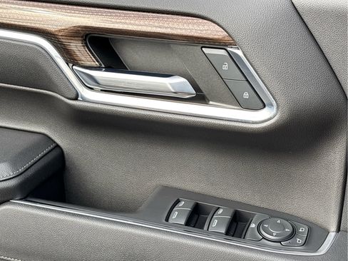 Certified 2023 Chevrolet Silverado 1500 LT image 25