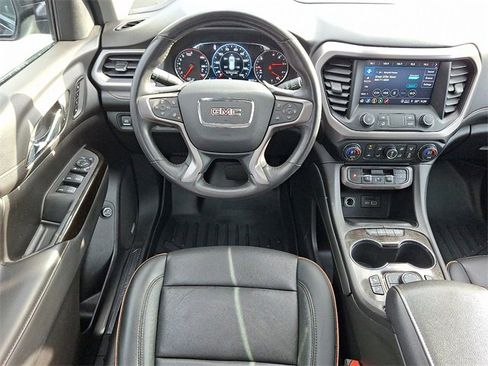 Used 2022 GMC Acadia AT4 w/ Technology Package image 12
