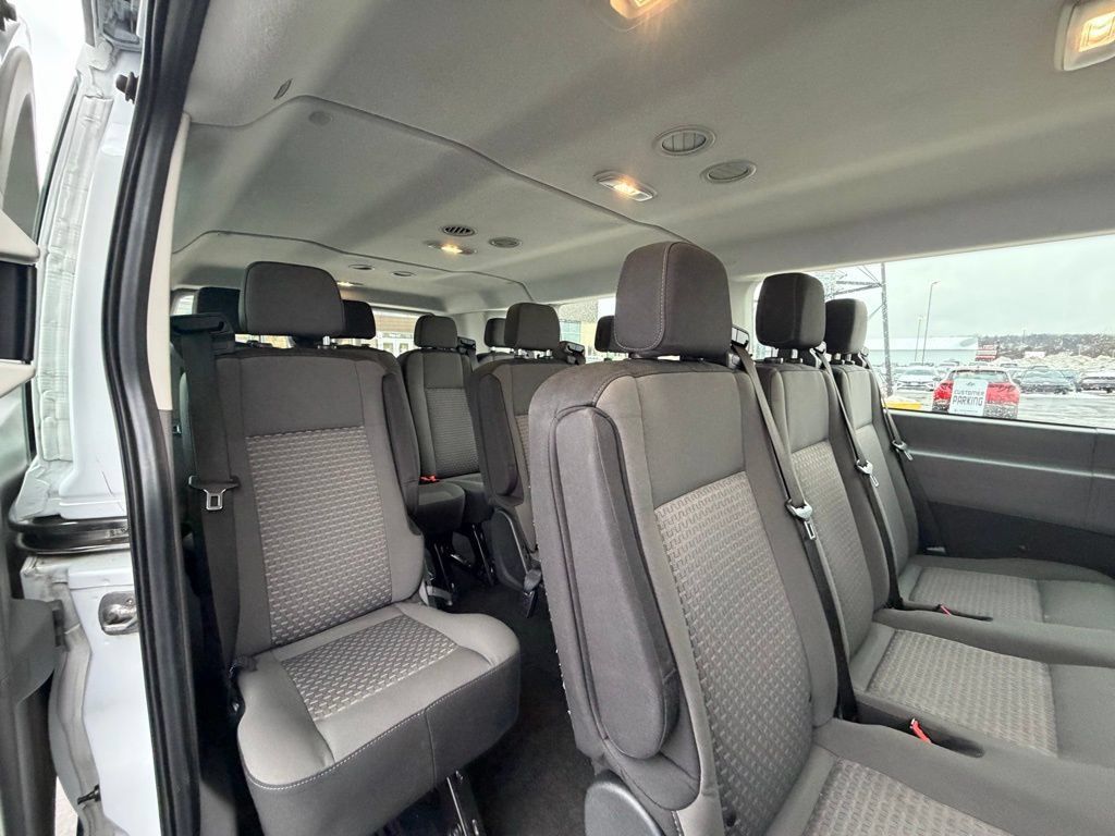 Used 2023 Ford Transit 350 XLT RWD image 24