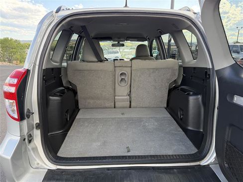 Used 2012 Toyota RAV4 4WD w/ Value Pkg image 13