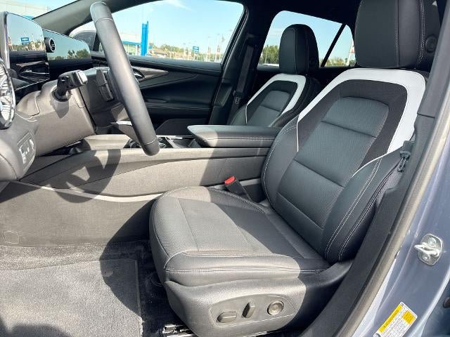 Used 2024 Chevrolet Blazer EV LT AWD/4WD image 18
