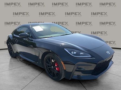 Used 2025 Toyota GR86 Premium w/ Performance Package RWD image 7