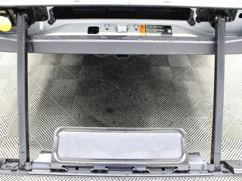 Used 2025 Ford F350 Lariat w/ Black Appearance Package image 46