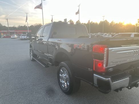 Used 2025 Ford F250 King Ranch w/ Chrome Package image 3